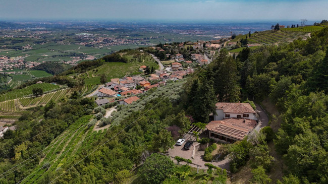 Casale in vendita a Fumane
