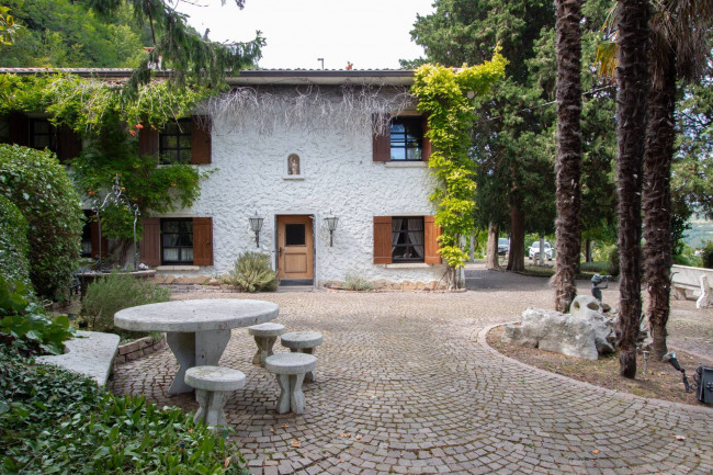Casale in vendita a Fumane