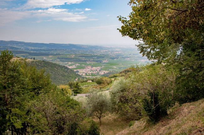 Casale in vendita a Fumane