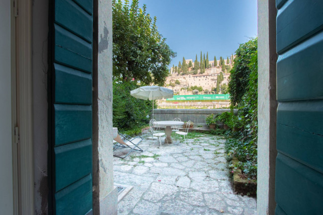 Appartamento in vendita a Verona