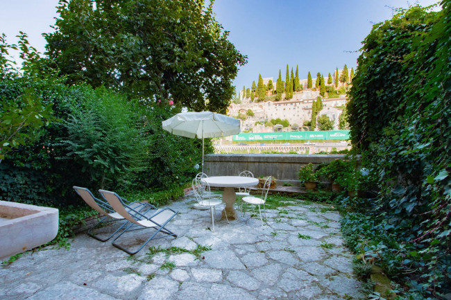 Appartamento in vendita a Verona