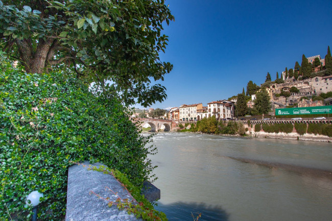 Appartamento in vendita a Verona
