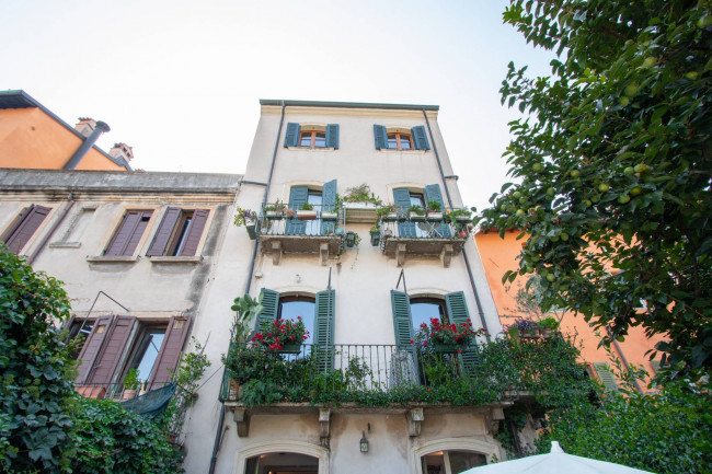 Appartamento in vendita a Verona