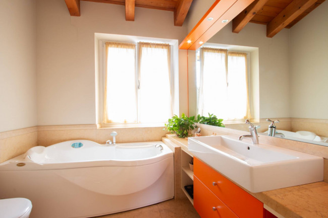 Villa in vendita a Bussolengo