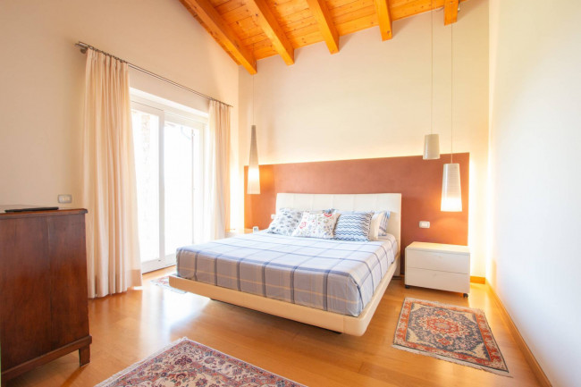 Villa in vendita a Bussolengo