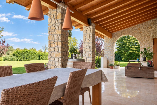 Villa in vendita a Bussolengo