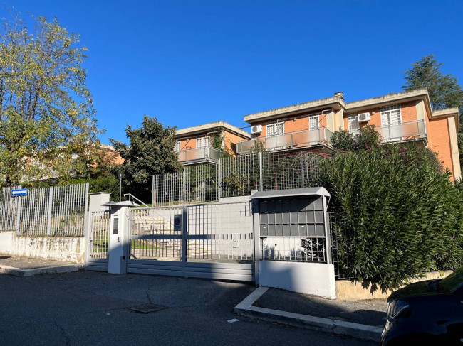 Appartamento in vendita a Labaro, Roma (RM)