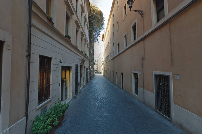 Locale commerciale