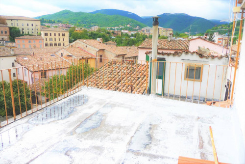 Casa Semindipendente a Fabriano