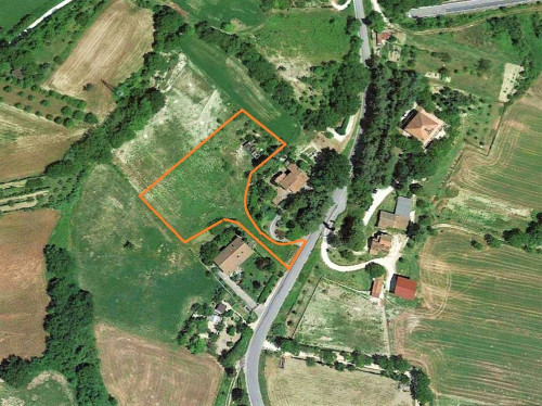 Terreno edificabile a Fabriano