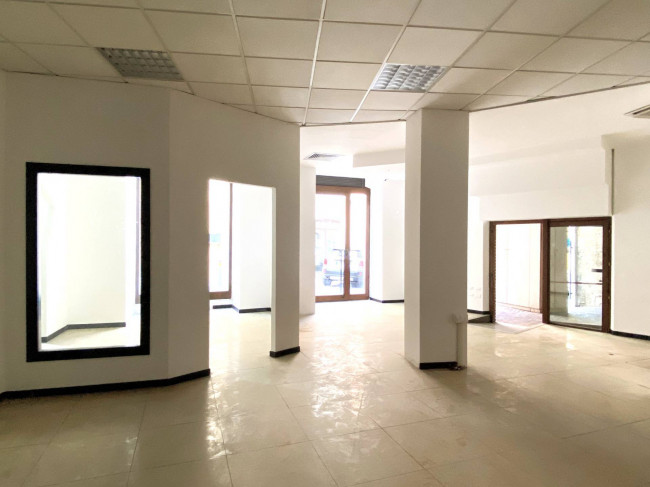 Locale commerciale a Fabriano