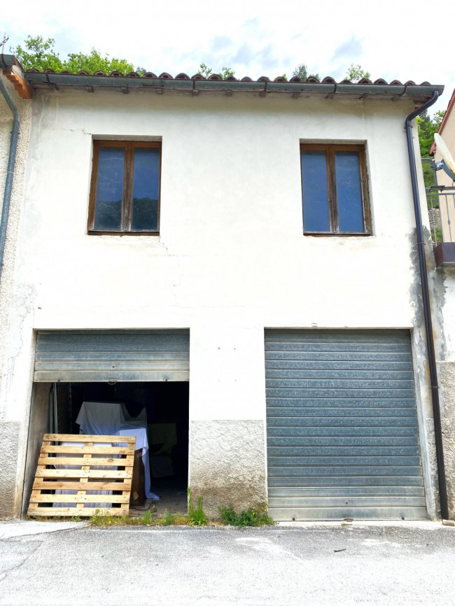 Magazzino a Fabriano