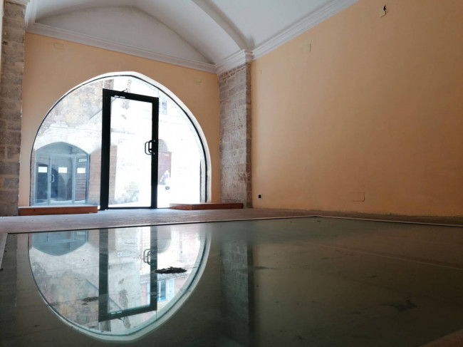 Locale commerciale a Fabriano