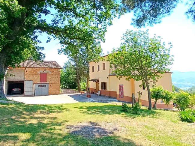 Casa singola a Fabriano