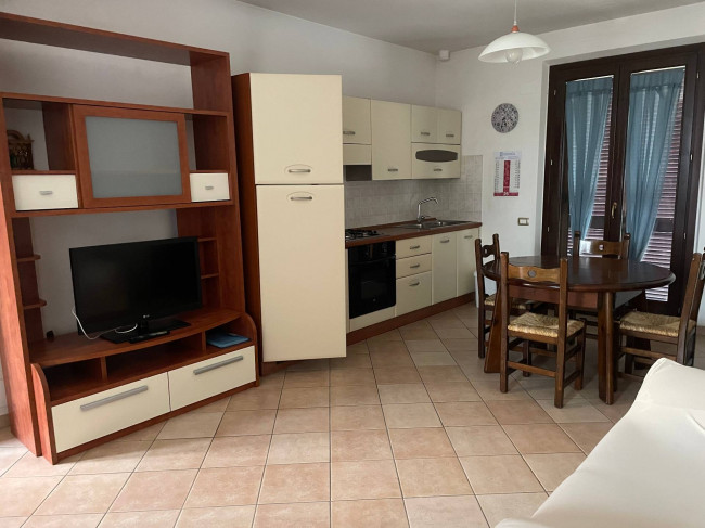 Appartamento in Affitto a Loreto