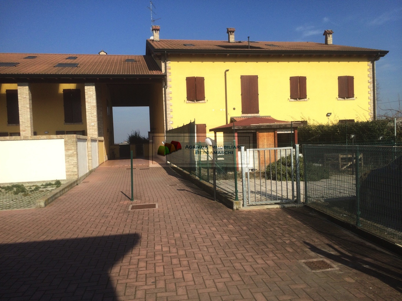 Appartamento CAMPEGINE vendita  Case Cocconi  RE/MAX TRICOLORE