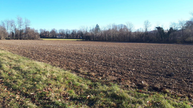 Terreno edificabile in vendita a Aviano