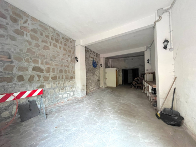 Magazzino in vendita a Morlupo