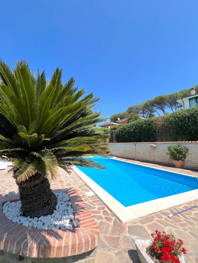 Villa in vendita a Rignano Flaminio