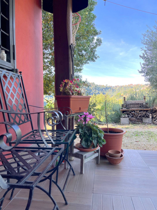 Villa in vendita a Castelnuovo di Porto