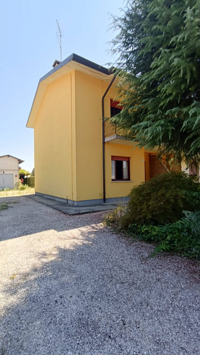 Bifamiliare in vendita a Palazzolo dello Stella