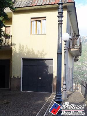PALAZZO PANORAMICO   IN PIAZZA