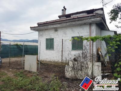 Villino a 4 Km dal Centro e a 8 Km dal Mare