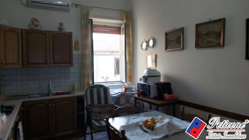 APPARTAMENTO al 2° PIANO, con AMPIA SOFFITTA