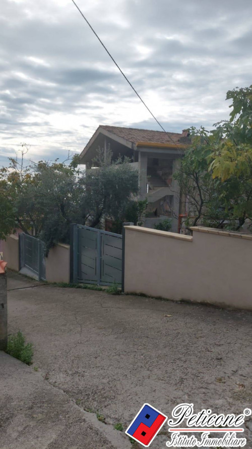  FABBRICATO VISTA MARE con GIARDINO e SOFFITTA