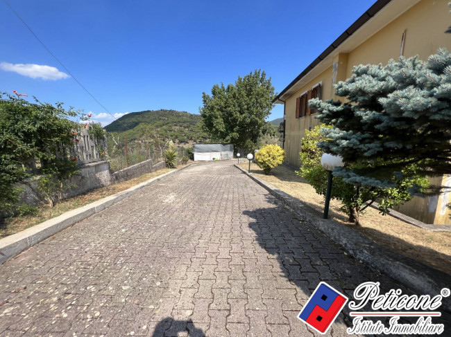 VILLA UNIFAMILIARE, CON TERRENO PANORAMICISSIMA