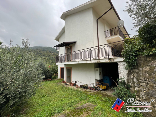 Villa in vendita a Campodimele (LT)