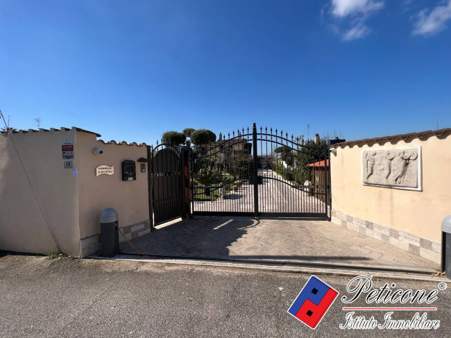VILLA UNIFAMILIARE VICINO AL MARE