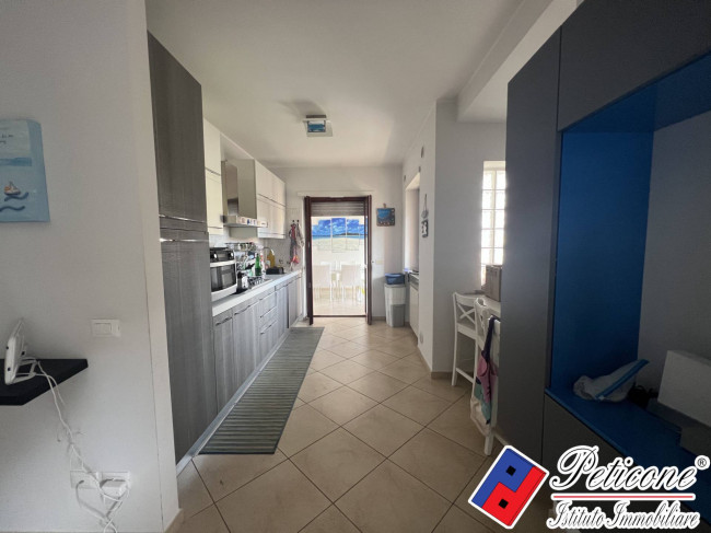 APPARTAMENTO ZONA SPINETE CON ASCENSORE E GARAGE