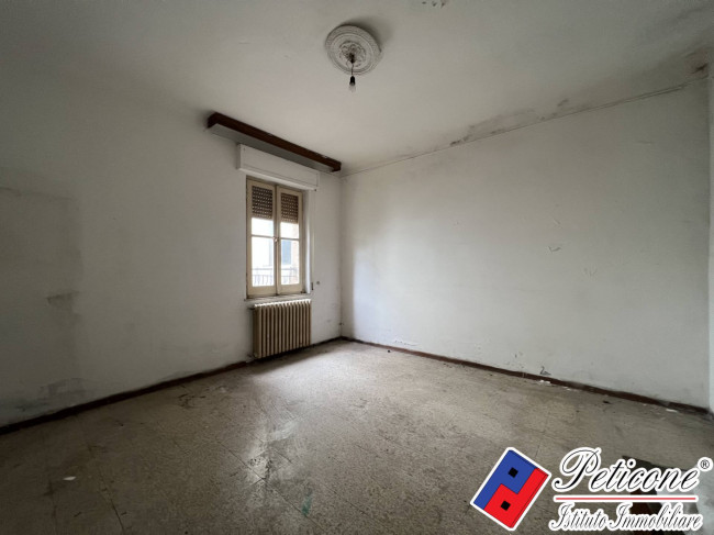 APPARTAMENTO da RISTRUTTURARE a 500 MT DAL MARE