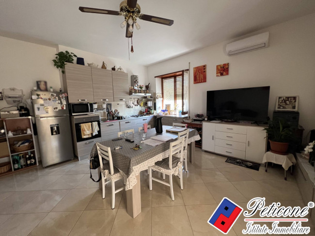AMPIO APPARTAMENTO con ASCENSORE E GARAGE