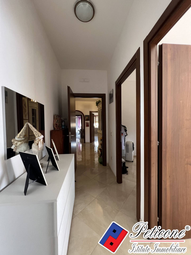 AMPIO APPARTAMENTO con ASCENSORE E GARAGE