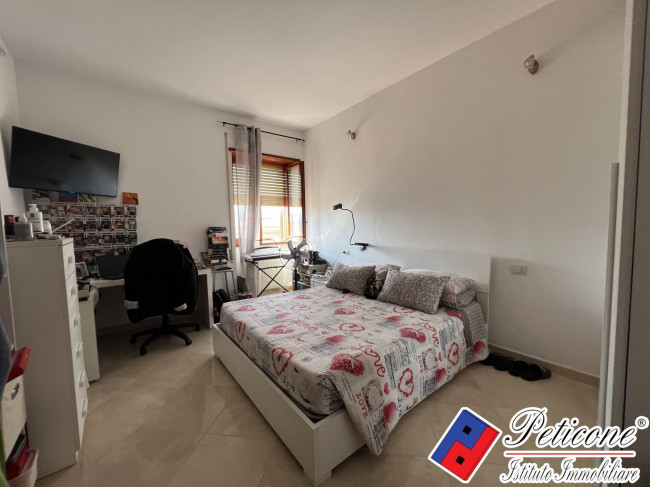 AMPIO APPARTAMENTO con ASCENSORE E GARAGE