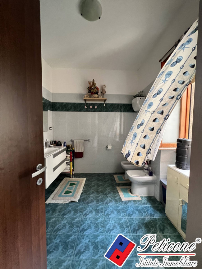 AMPIO APPARTAMENTO con ASCENSORE E GARAGE