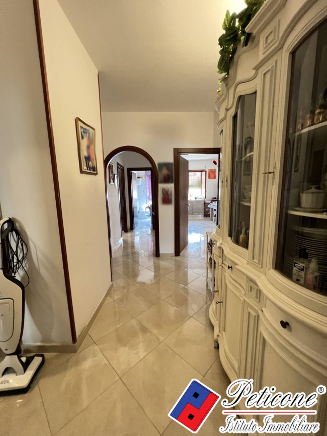 AMPIO APPARTAMENTO con ASCENSORE E GARAGE