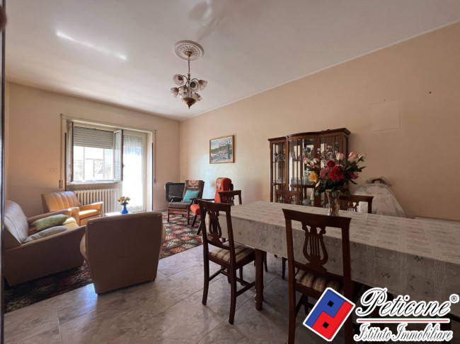 APPARTAMENTO con TERRAZZINI, IDEALE COME INVESTIMENTO