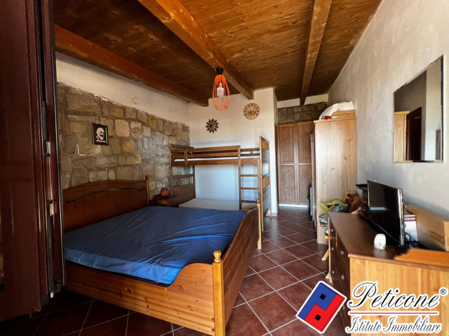 CASOLARE PANORAMICO IDEALE COME AGRITURISMO