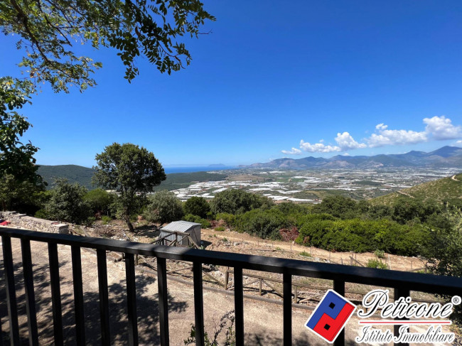 CASOLARE PANORAMICO IDEALE COME AGRITURISMO