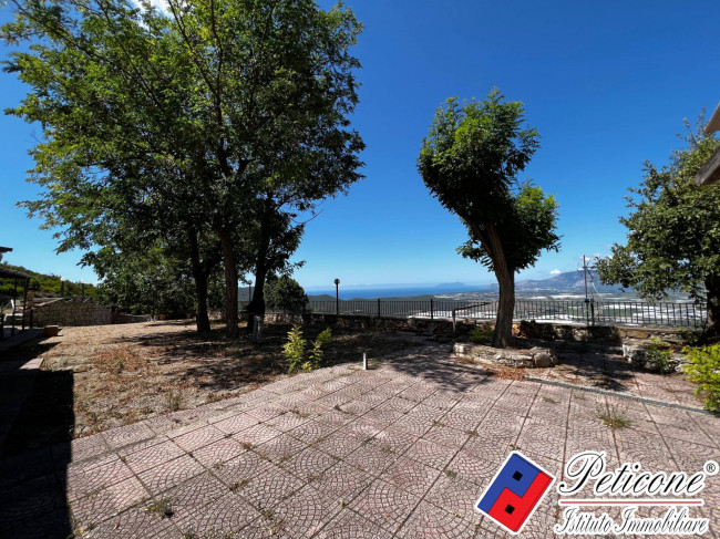 CASOLARE PANORAMICO IDEALE COME AGRITURISMO