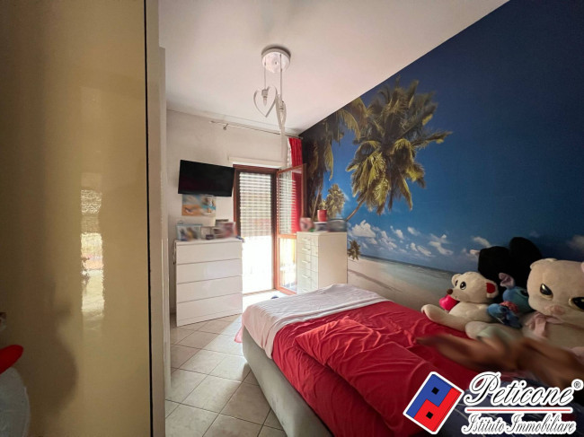 APPARTAMENTO con TERRAZZO ESCLUSIVO E GARAGE