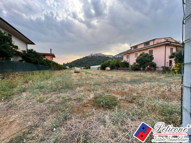 TERRENO EDIFICABILE per VILLINO di 190 MQ