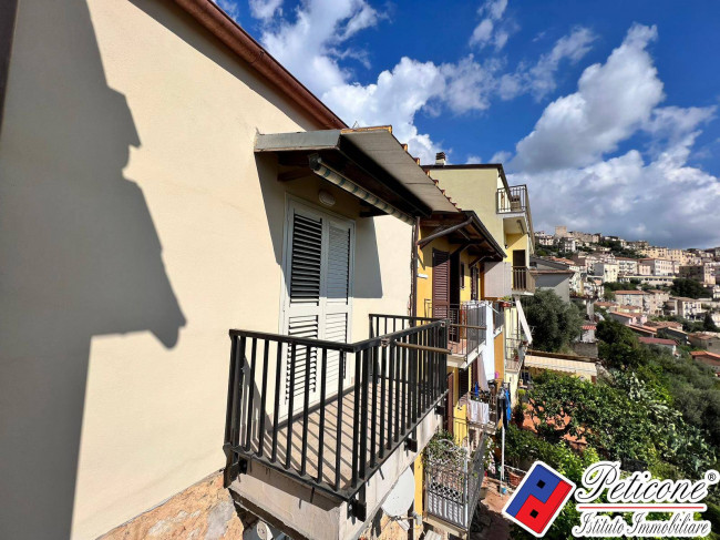 IMMOBILE INDIPENDENTE TOTALMENTE RISTRUTTURATO e CON VISTA PANORAMICA