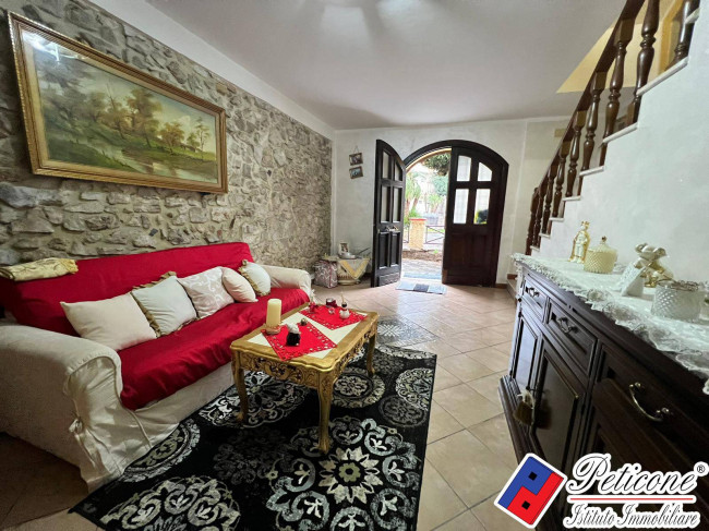 APPARTAMENTO CARATTERISTICO SU PIU' LIVELLI