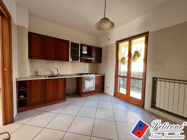 VILLA ANGOLARE IN ESCLUSIVA