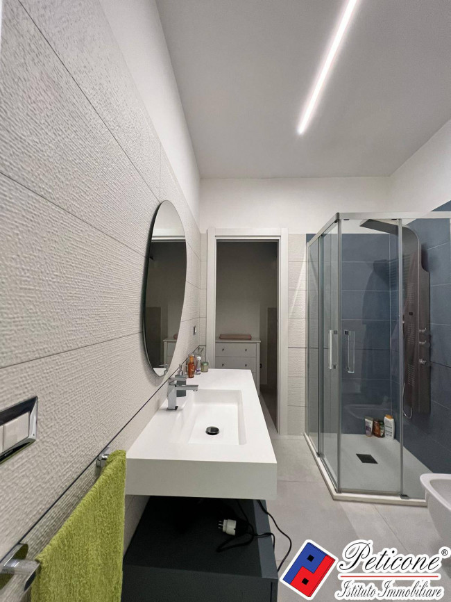 ESCLUSIVO APPARTAMENTO RISTRUTTURATO E ARREDATO