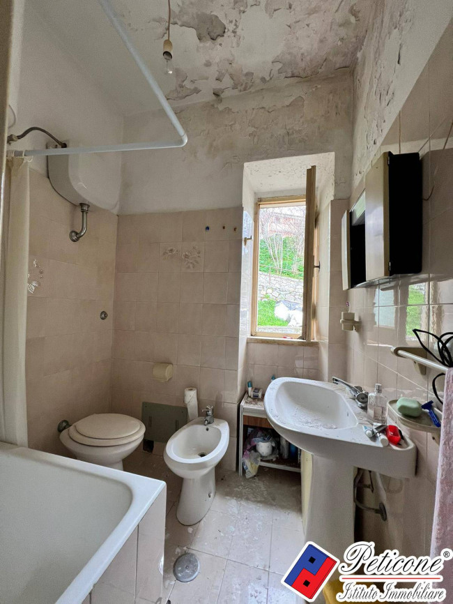 INDIPENDENTE CON GIARDINO E VISTA PANORAMICA